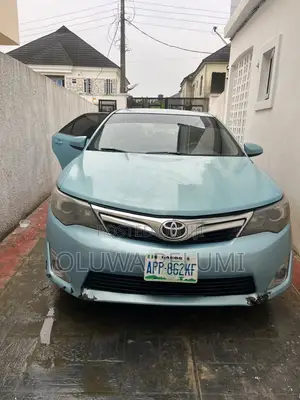 Toyota Camry L 4dr Sedan (2.5L 4cyl 6A) 2013 Blue