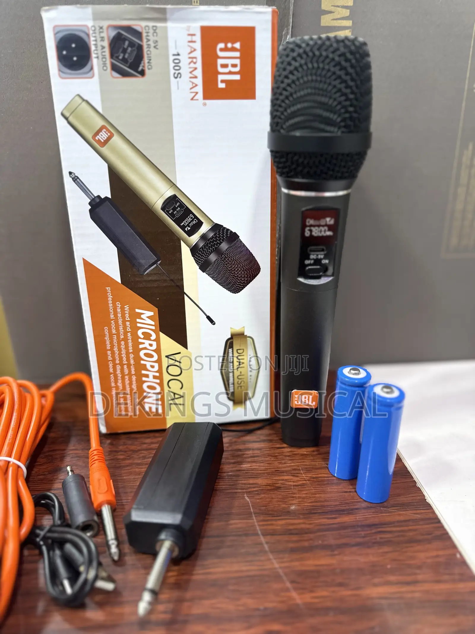 JBl Wireless Microphone - JBl 100s