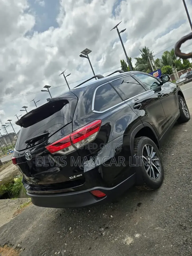 Toyota Highlander XLE 2019 Black