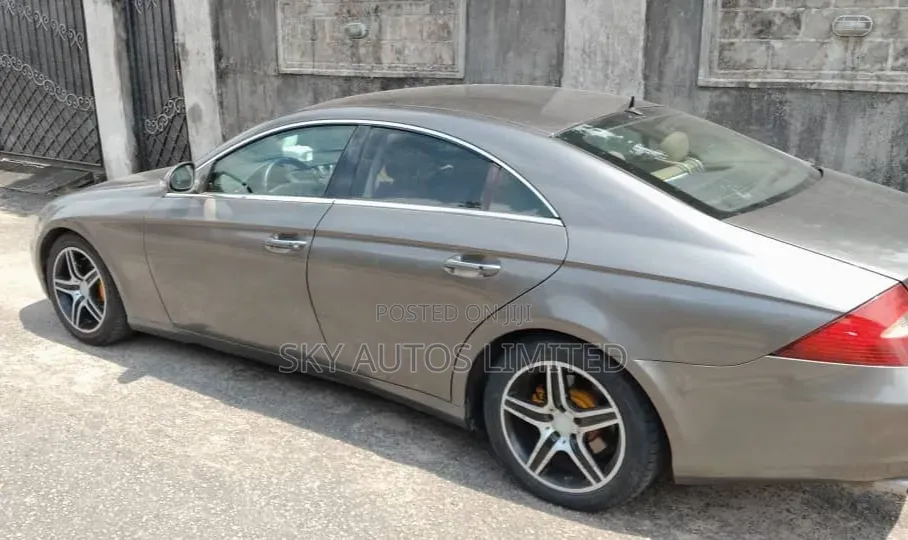 Mercedes-Benz CLS 350 2011 Gray