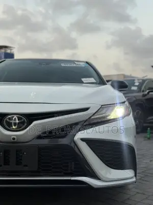 Toyota Camry XSE 2022 White