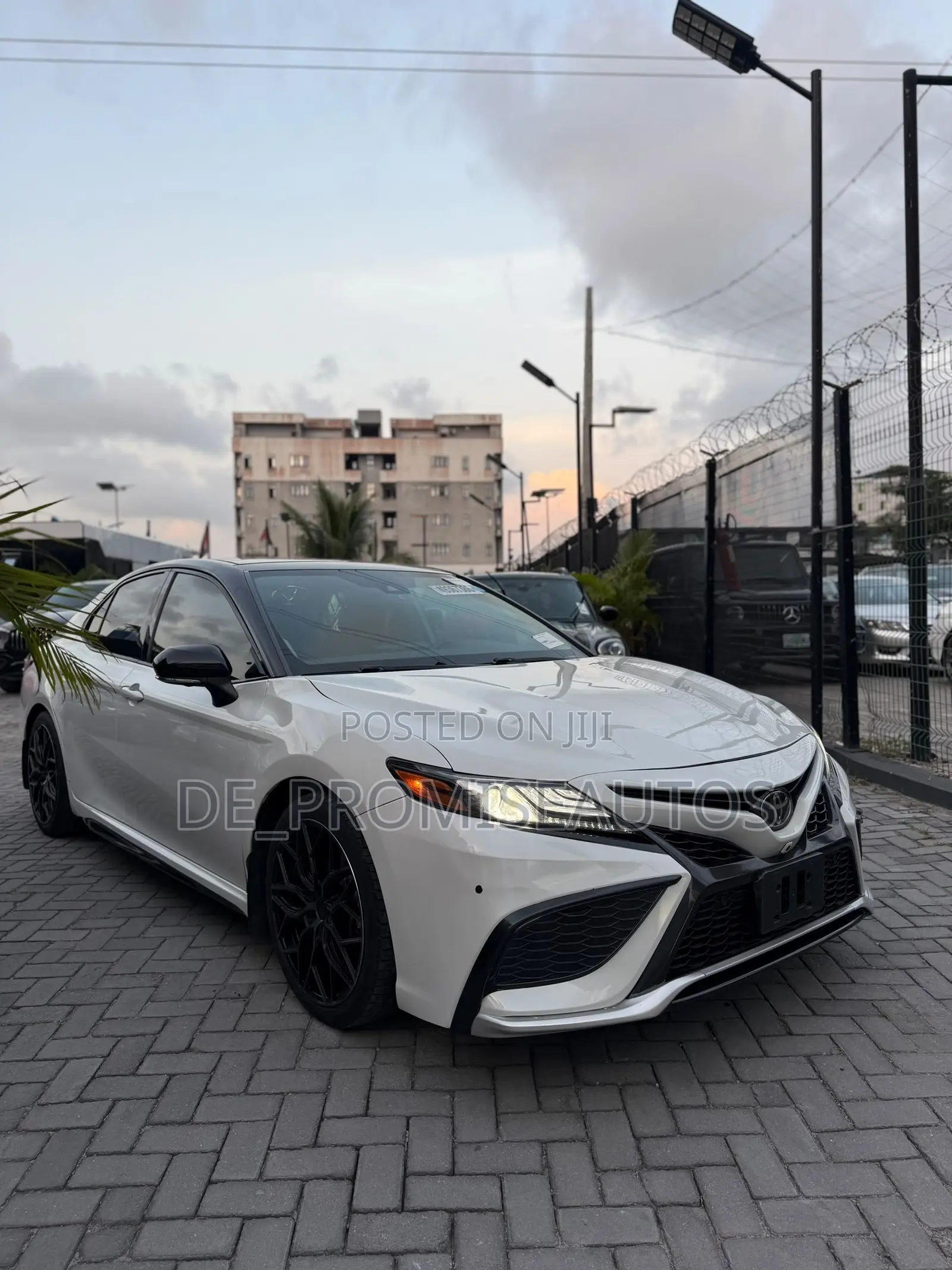 Toyota Camry XSE 2022 White