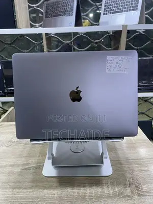 Laptop Apple MacBook Pro 2017 8GB Intel Core i5 SSD 256GB