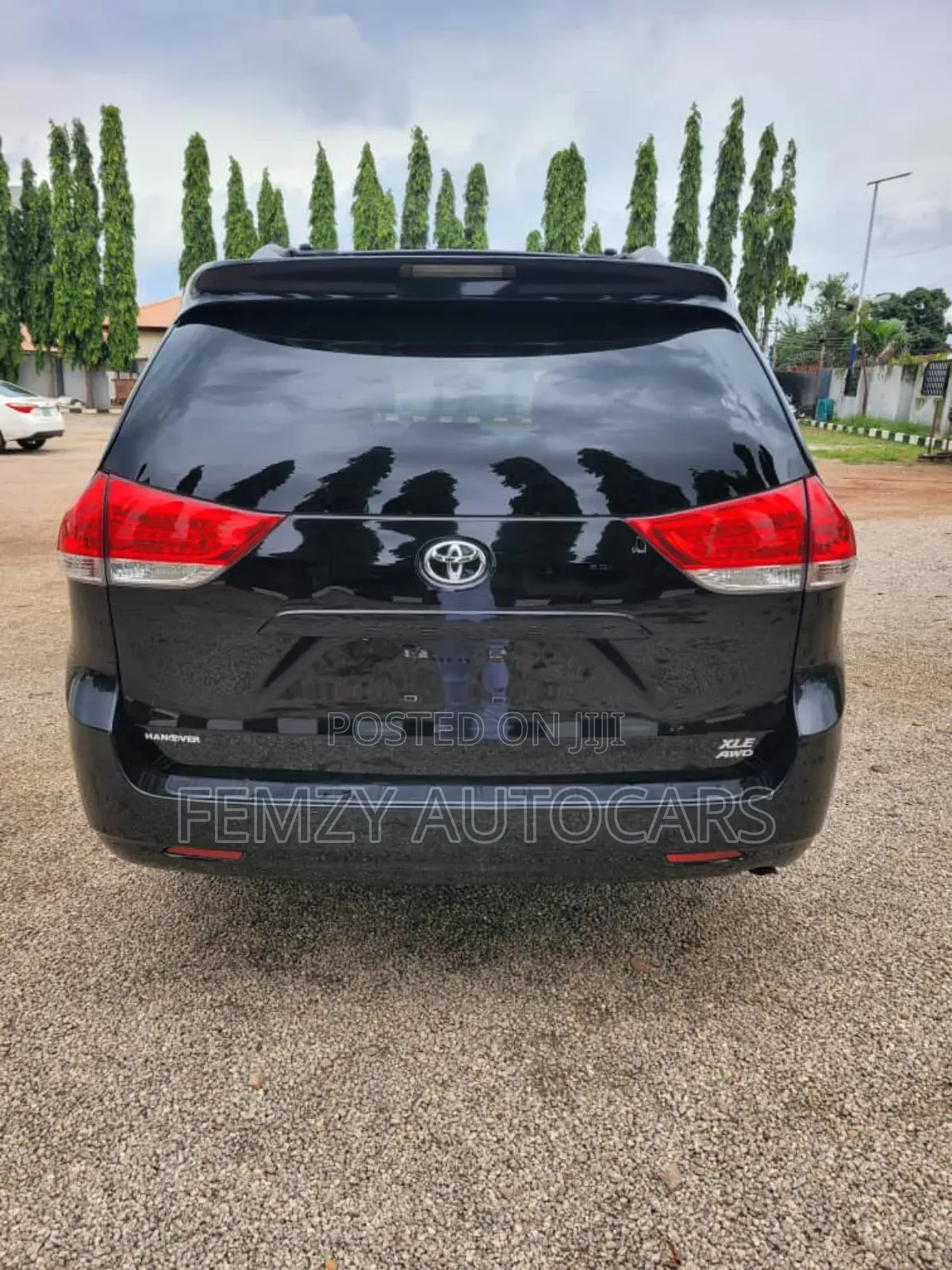 Toyota Sienna 2013 Black