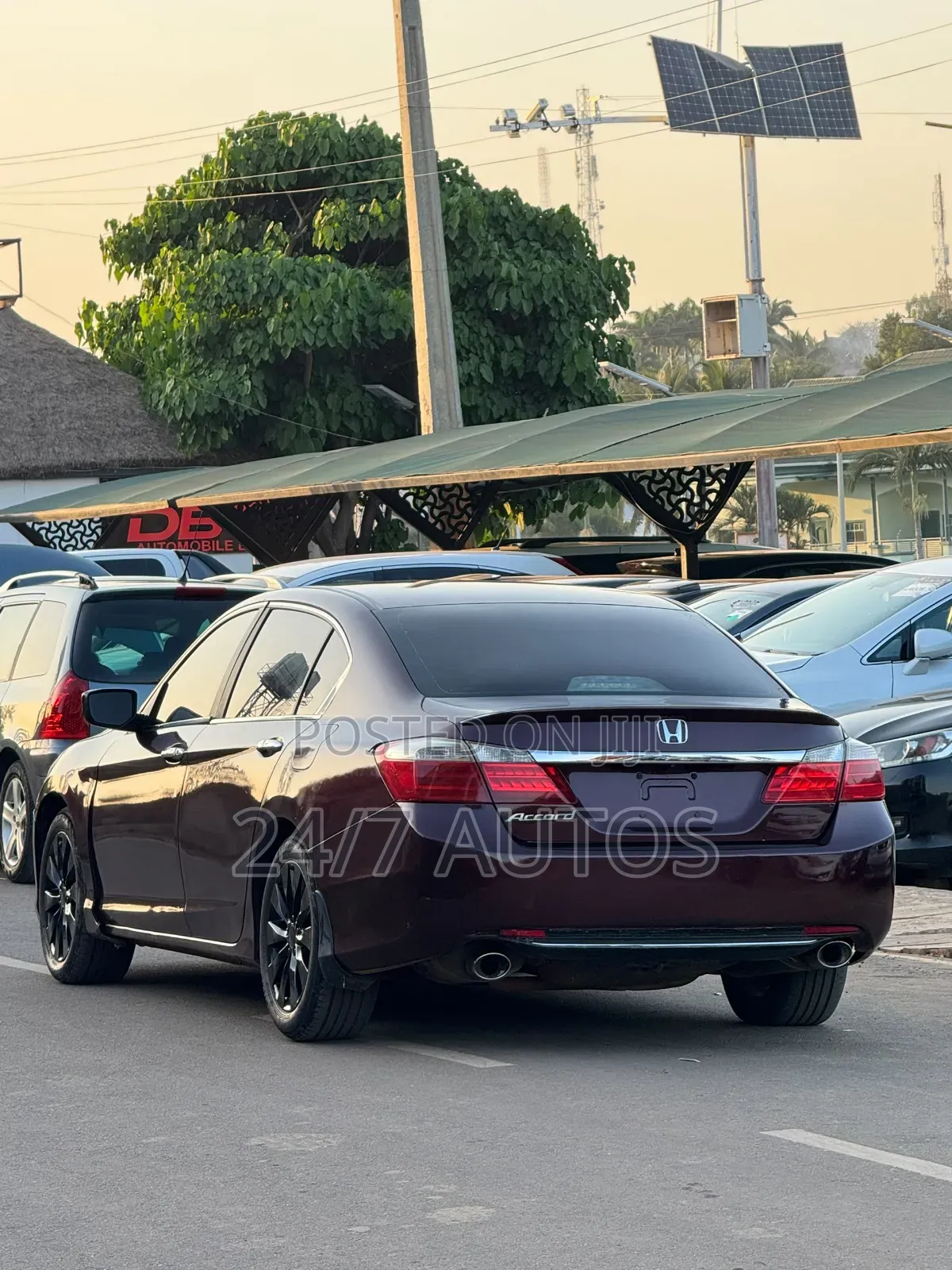 Honda Accord LX 4dr Sedan FWD (2.4L 4cyl 2A) 2013