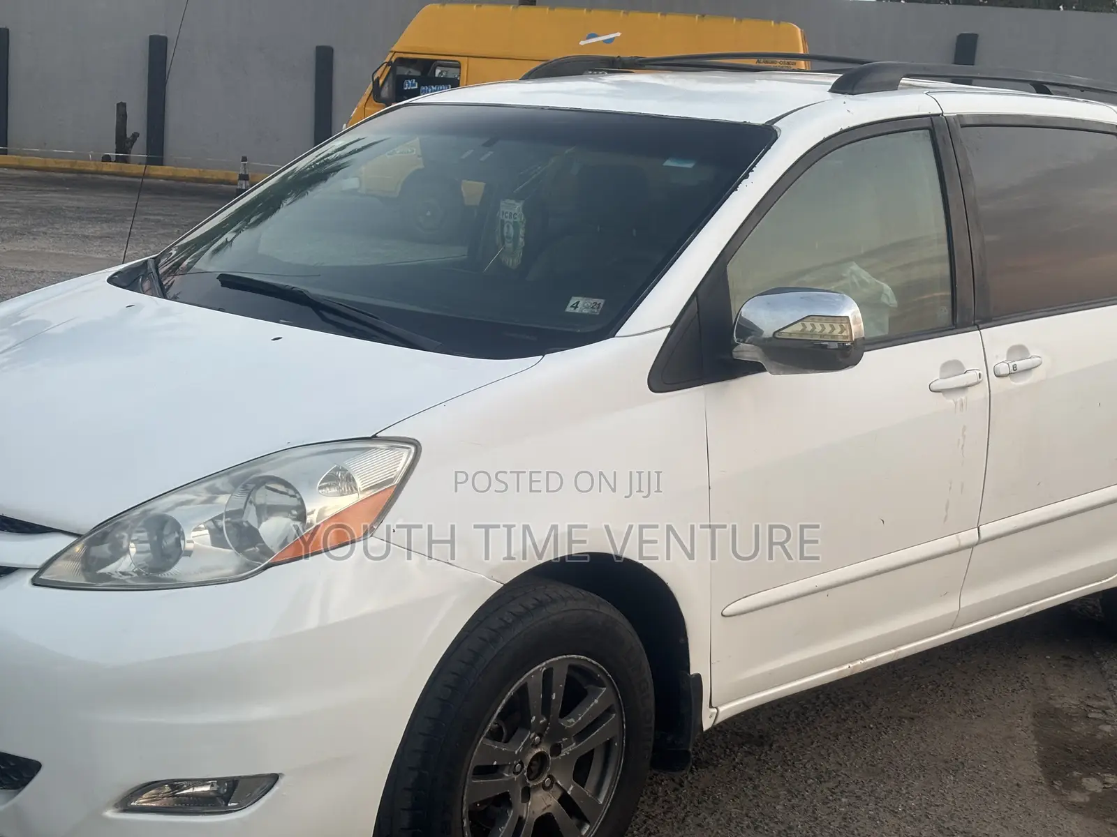 Toyota Sienna CE FWD 2007 White