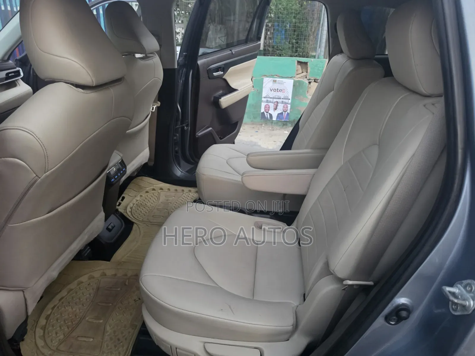Toyota Highlander XLE AWD 2020 Blue