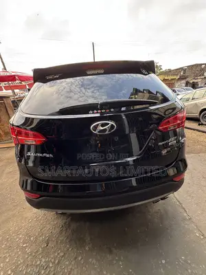 Hyundai Santa Fe 2015 Black