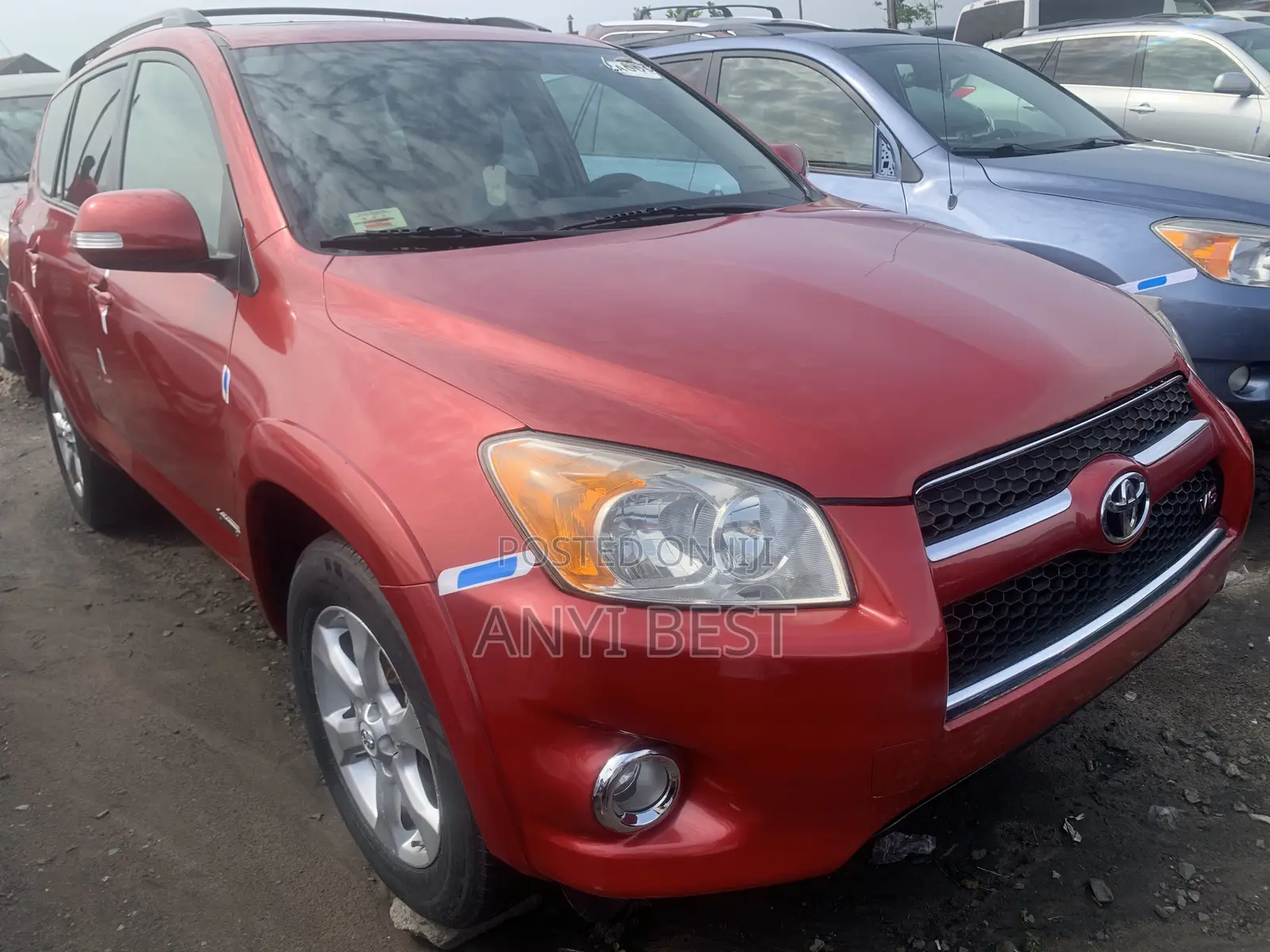 Toyota RAV4 2010 Red