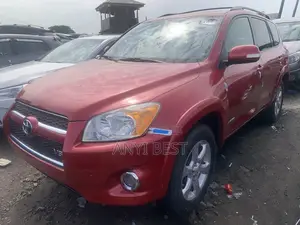 Toyota RAV4 2010 Red