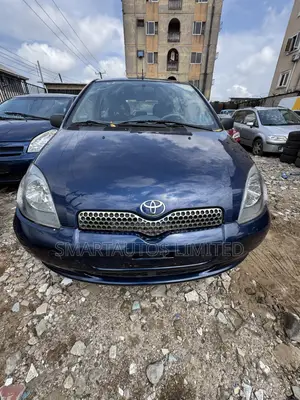 Toyota Yaris 1.4 2002 Blue