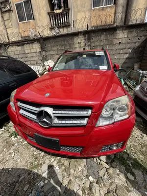 Mercedes-Benz GLK-Class 350 4MATIC 2011 Red