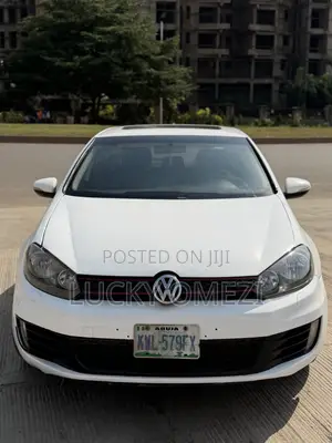 Volkswagen Golf 2.5 5 Door Automatic 2012 White