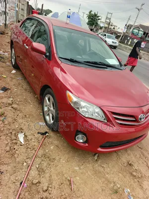 Toyota Corolla L 4-Speed Automatic 2013 Burgundy