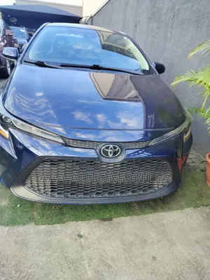 Toyota Corolla LE 2022 Blue