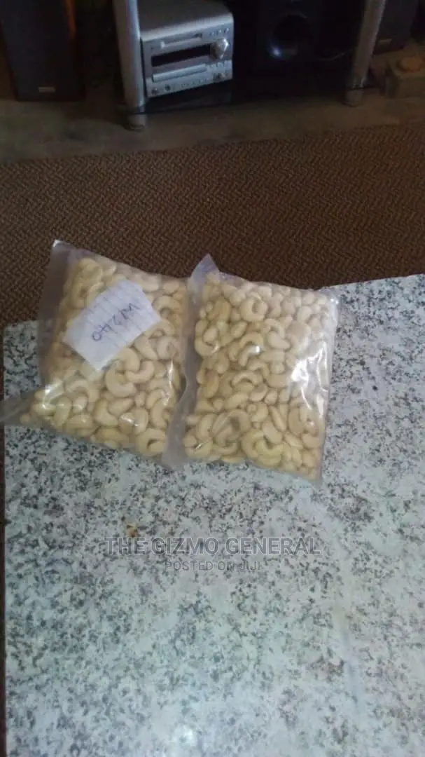 Processed Cashew Nut - Grade W320 W240 in Tonnes(1000kg)