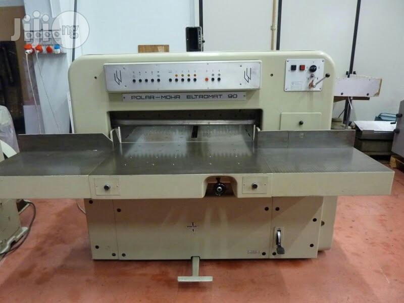 Polar Cutting Machine