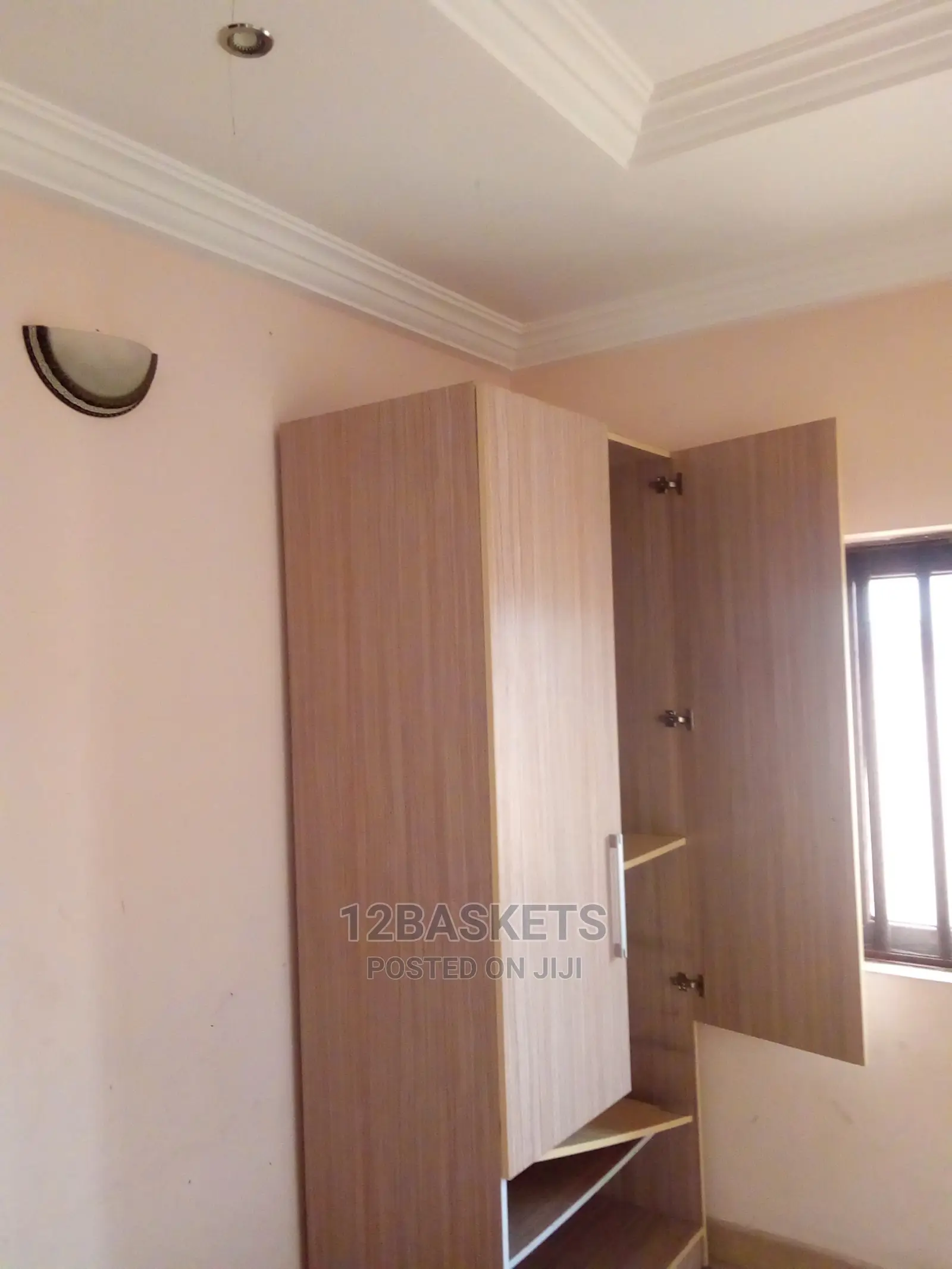 Furnished 3bdrm Apartment in Magodo for rent