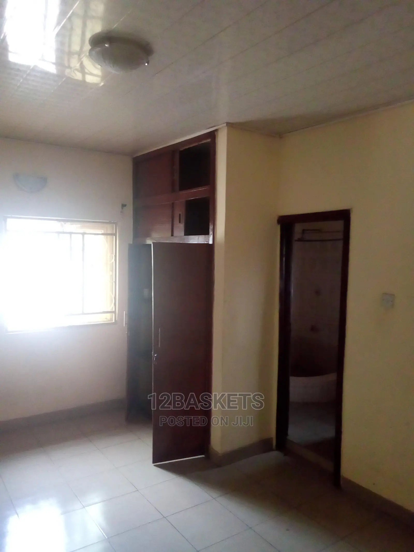 Furnished 3bdrm Apartment in Magodo for rent