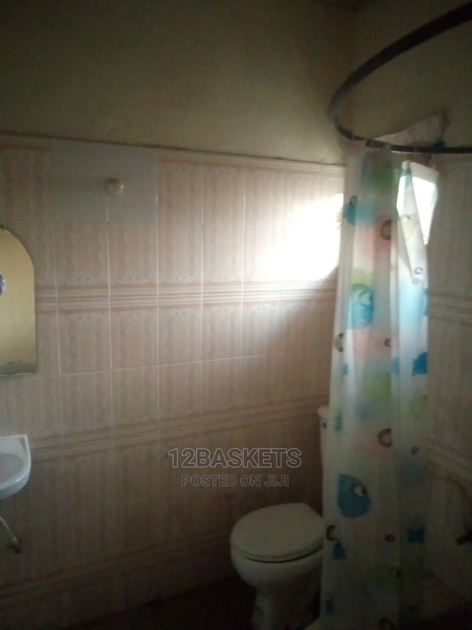 Furnished 3bdrm Apartment in Magodo for rent