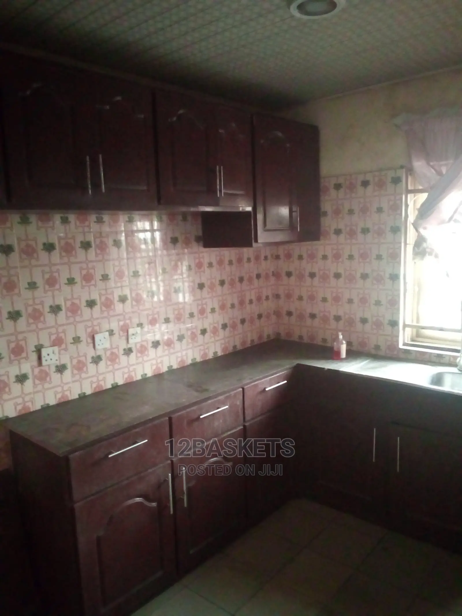 Furnished 3bdrm Apartment in Magodo for rent