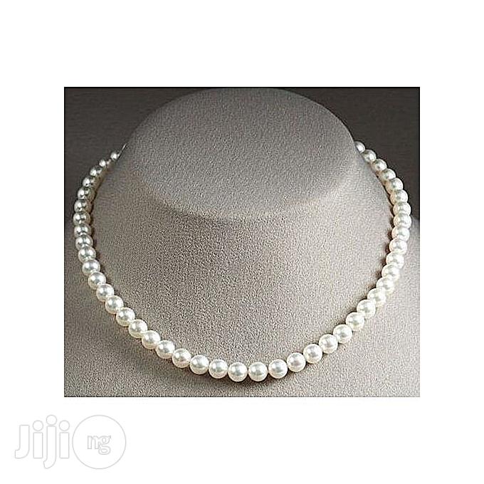 White Pearl Bead Necklace