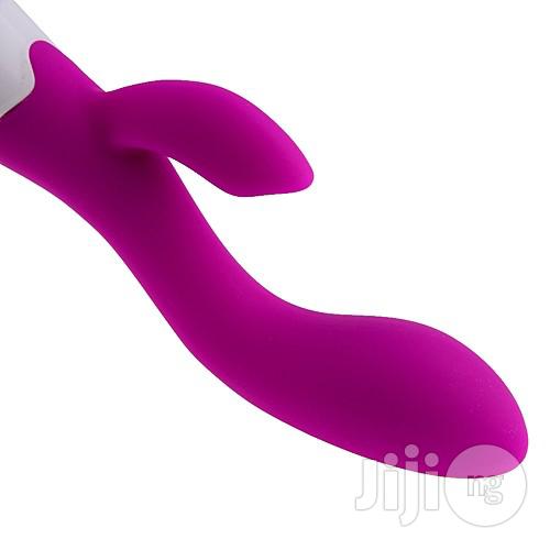 Sweet G-Spot and Clitoris Massager Vibrator