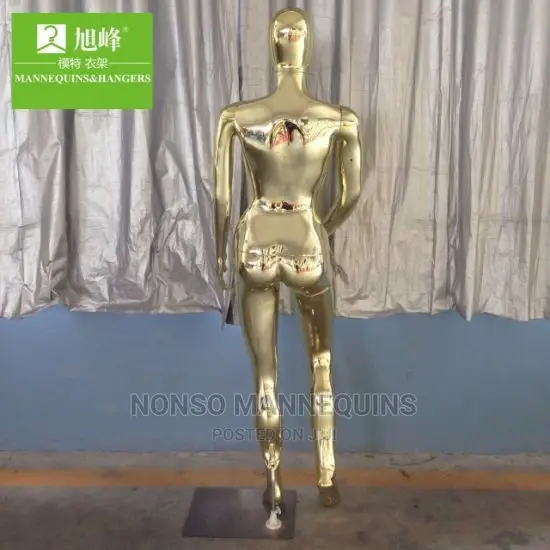 Gold Mannequin Big Breast