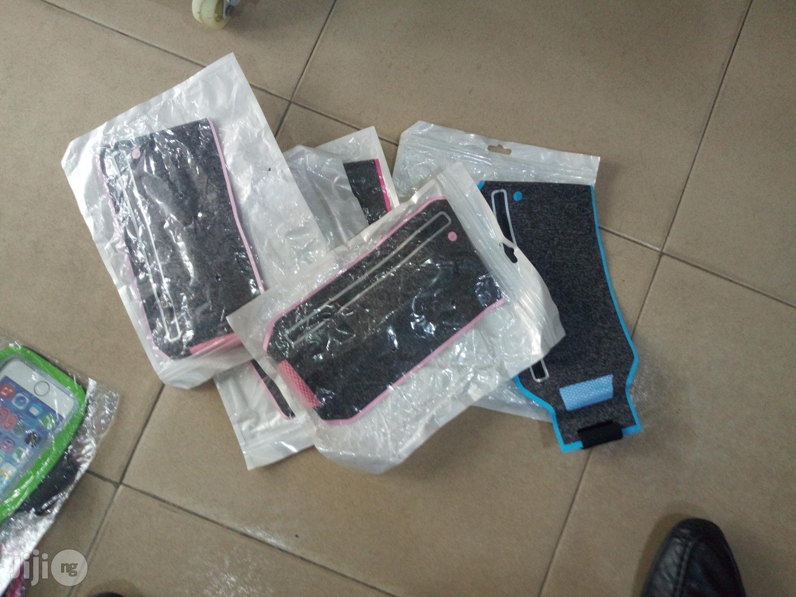 Exercise Phone Pouch