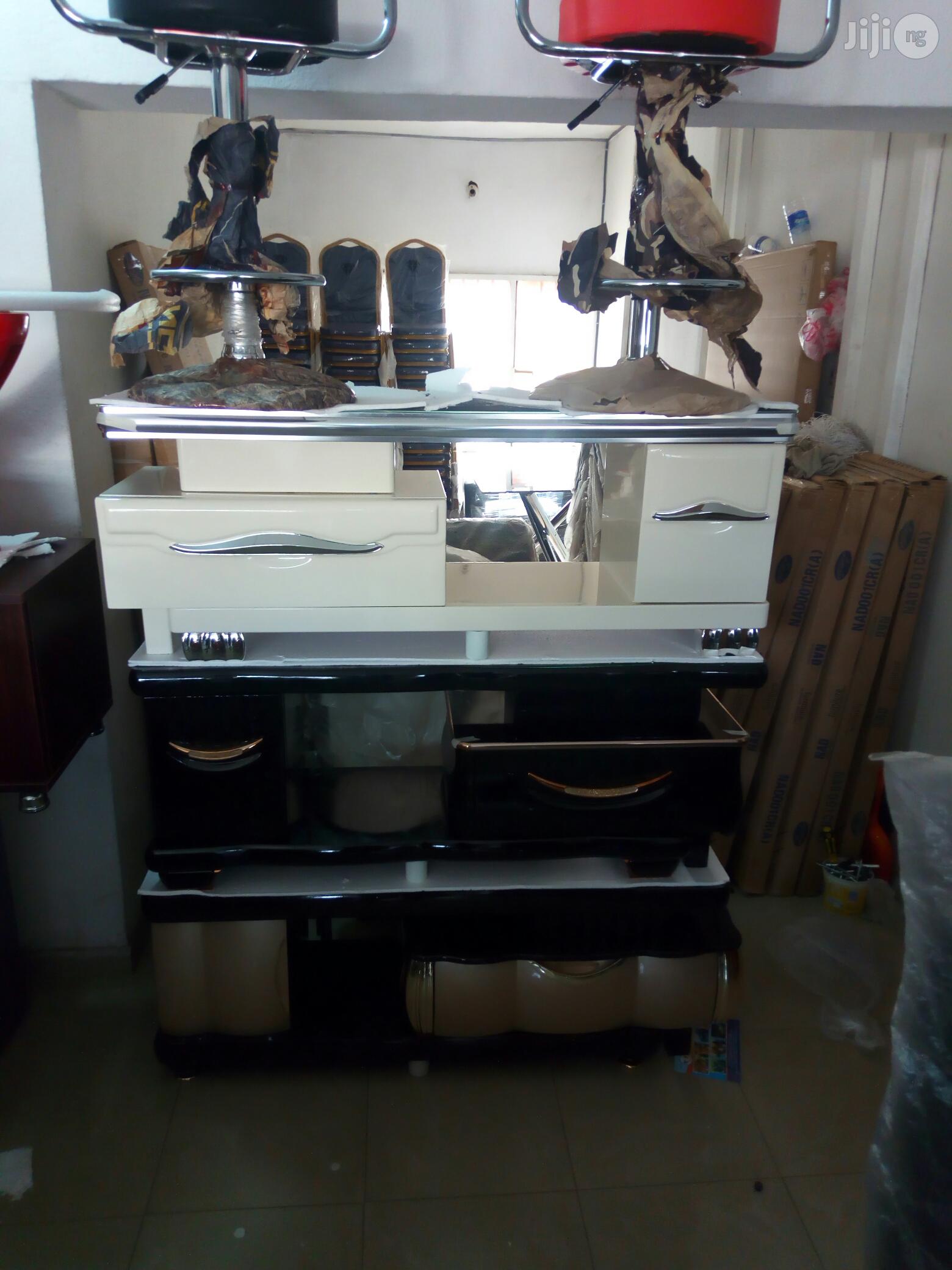 Tv Stand / Tv Console