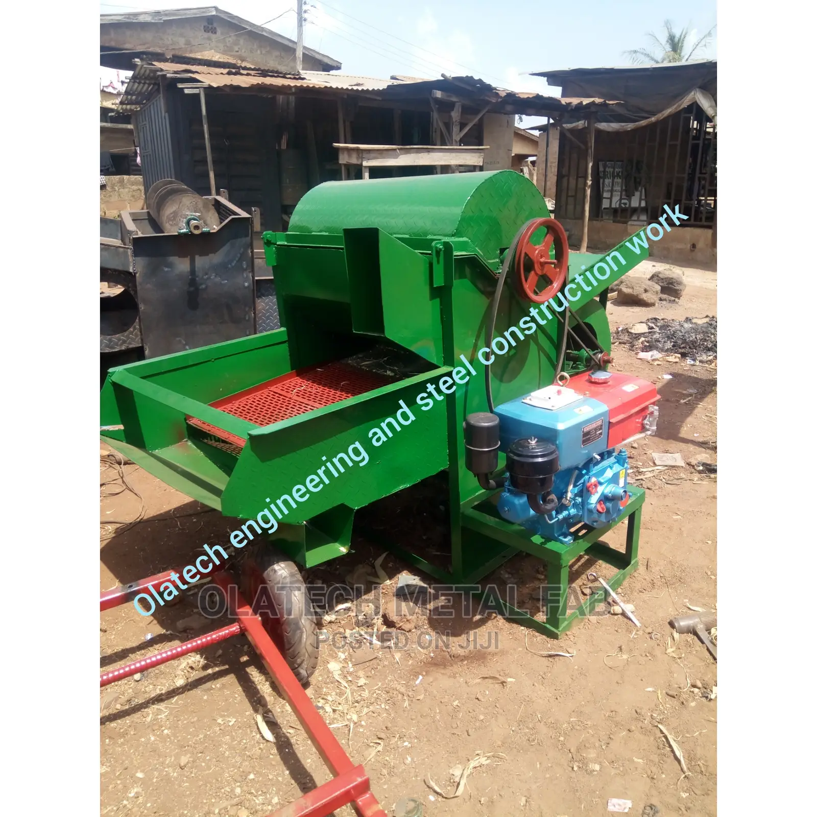 Rice Thresher Machine
