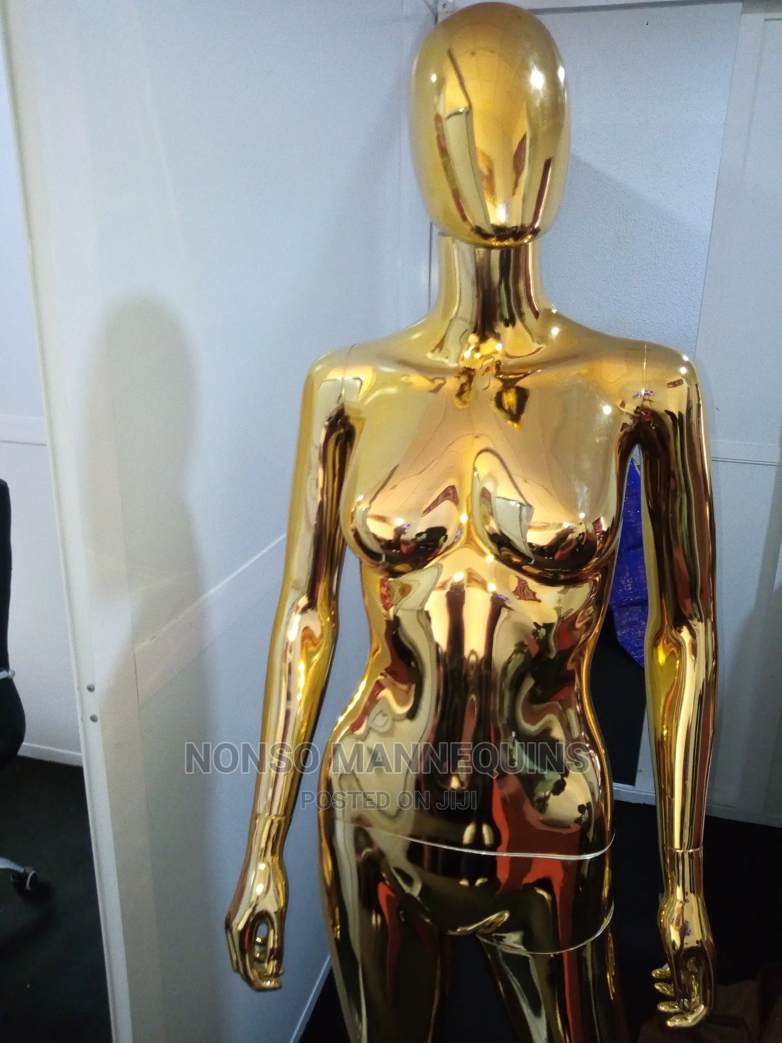 Shinny Gold Chrome Female Leg Pose Display Mannequin