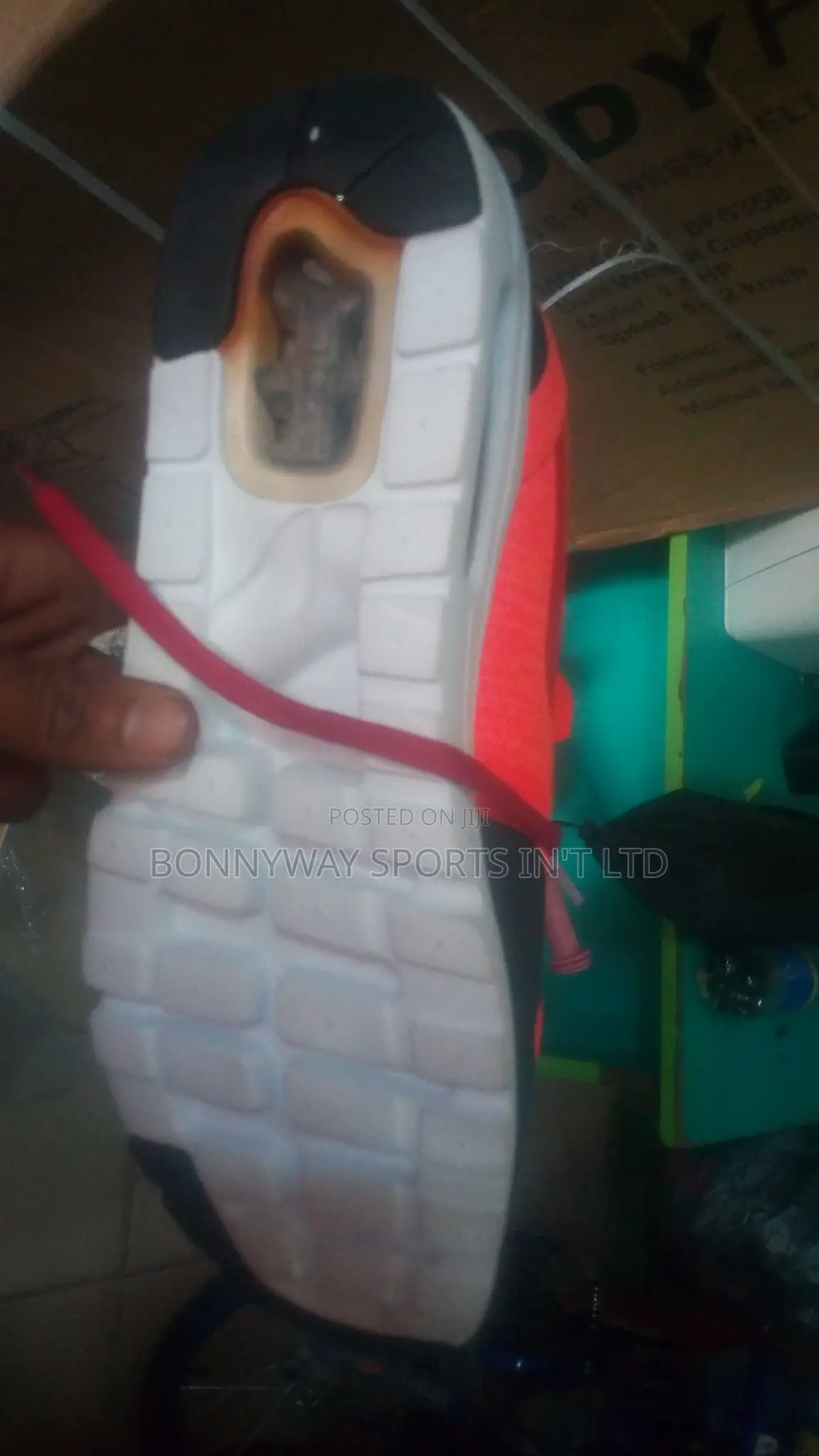 Sports Jugging Canvas