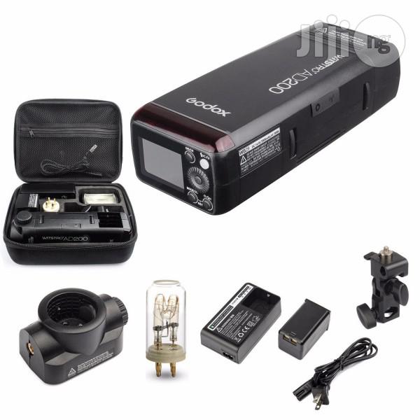 Godox Ad200 Outdoor /Indoor Studio Strobe Light 1/8000s