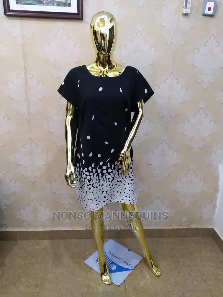 Faceless Gold Female Chrome Display Mannequin