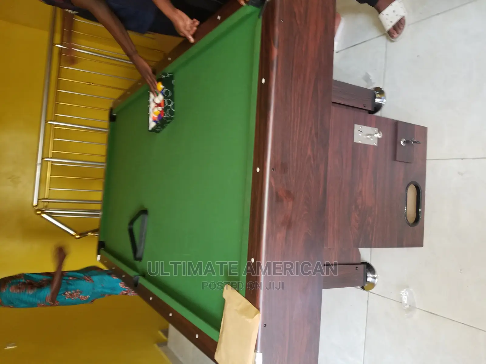 Young Snooker Coin Operated