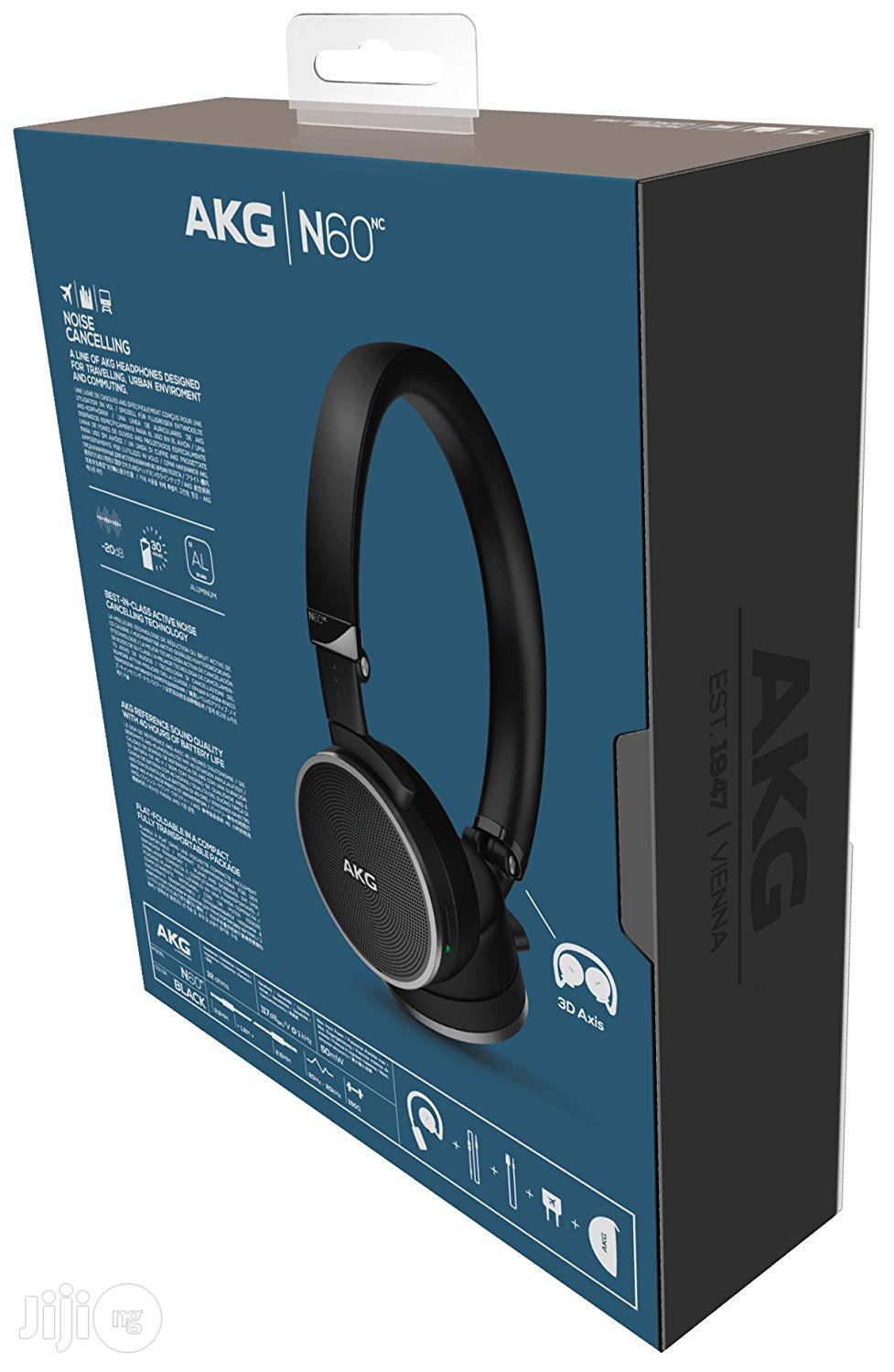 AKG Noise Canceling Headphone Black