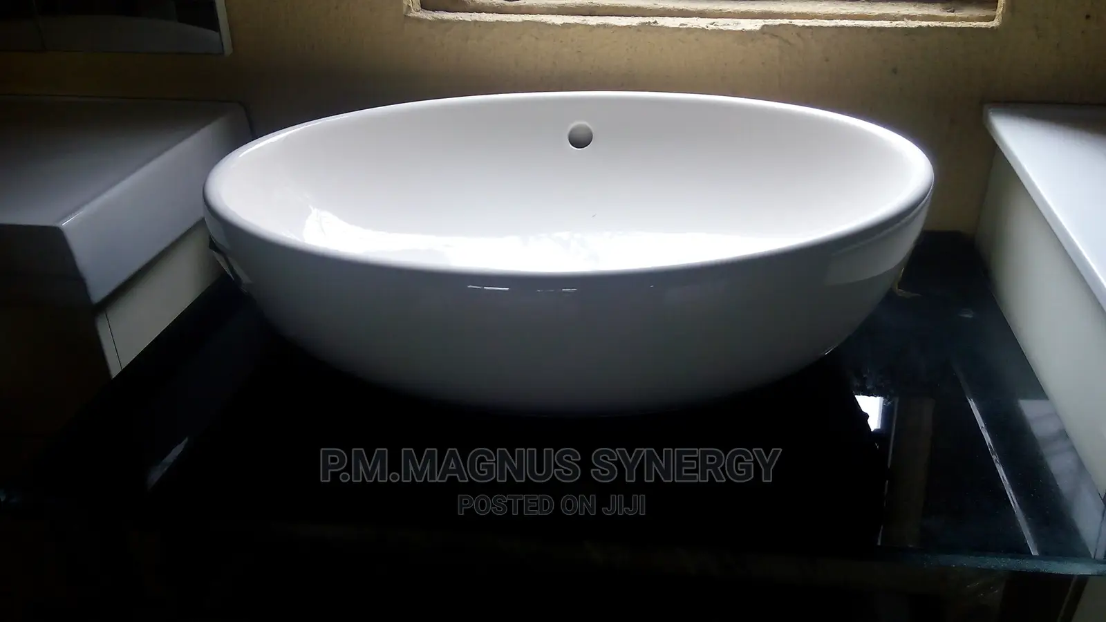 England Standard Wash Hand Basins