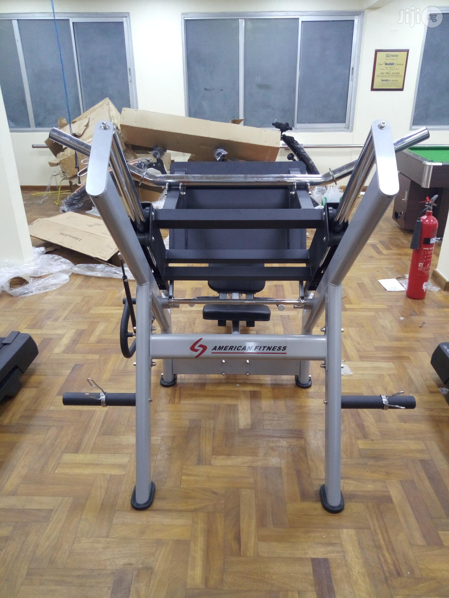 Leg Press Machine