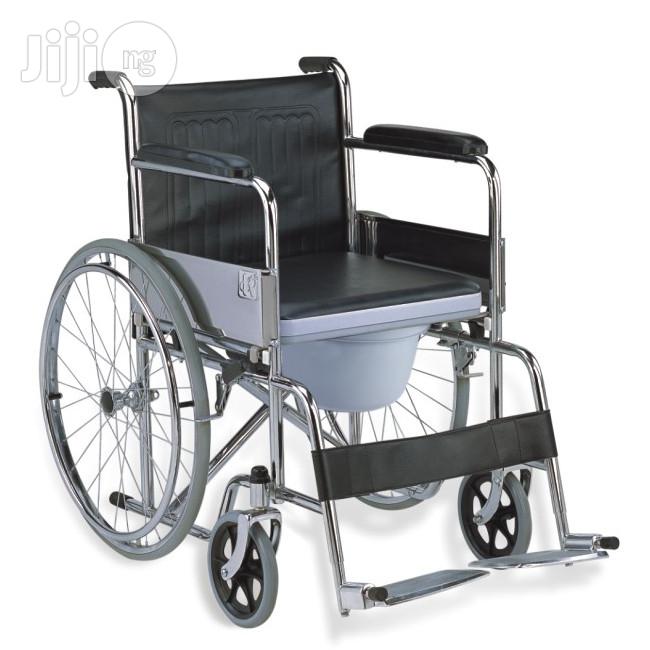 Medical Wheelchair With Commode