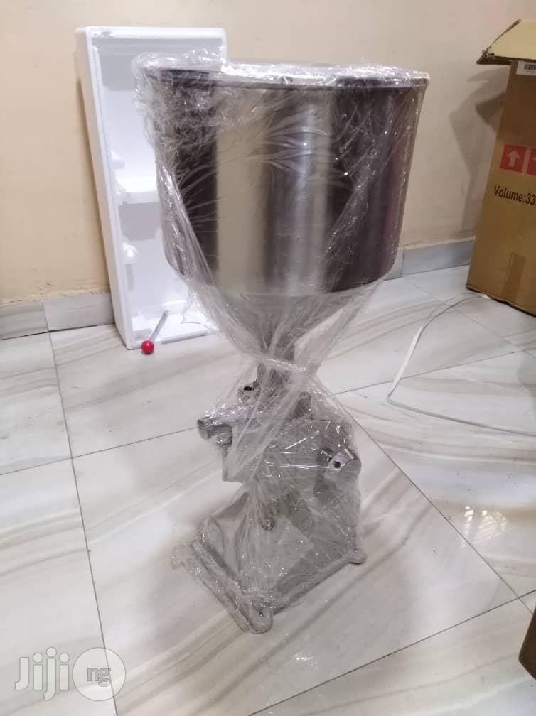 Bottle Filiing Manual Liquid Stainless Steel Filling Machine