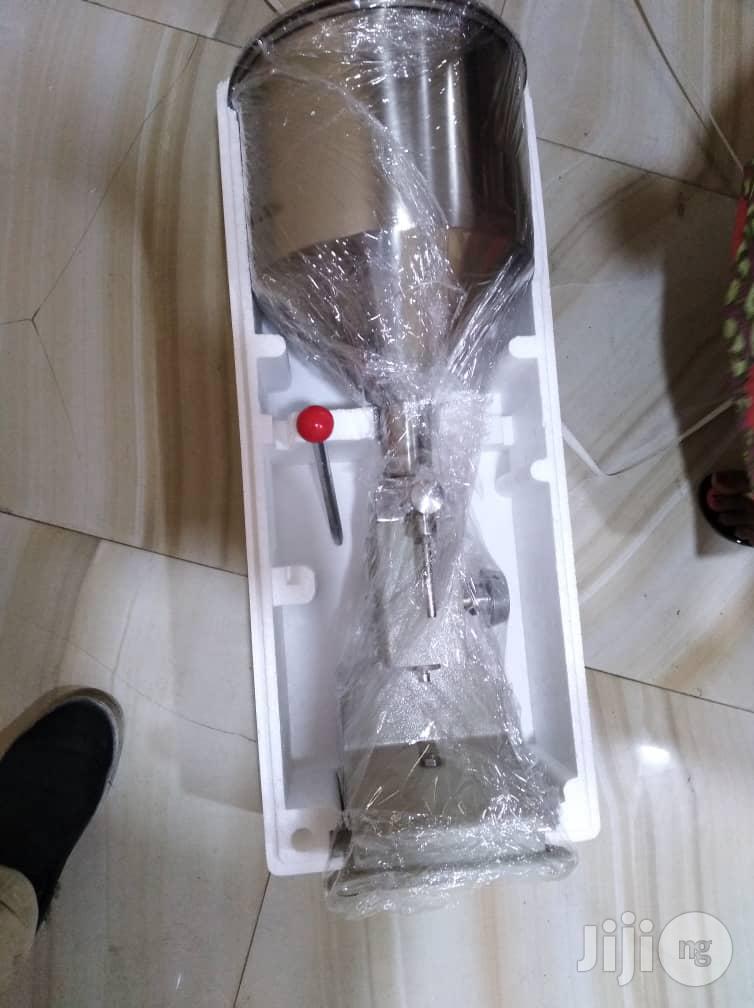 Bottle Filiing Manual Liquid Stainless Steel Filling Machine