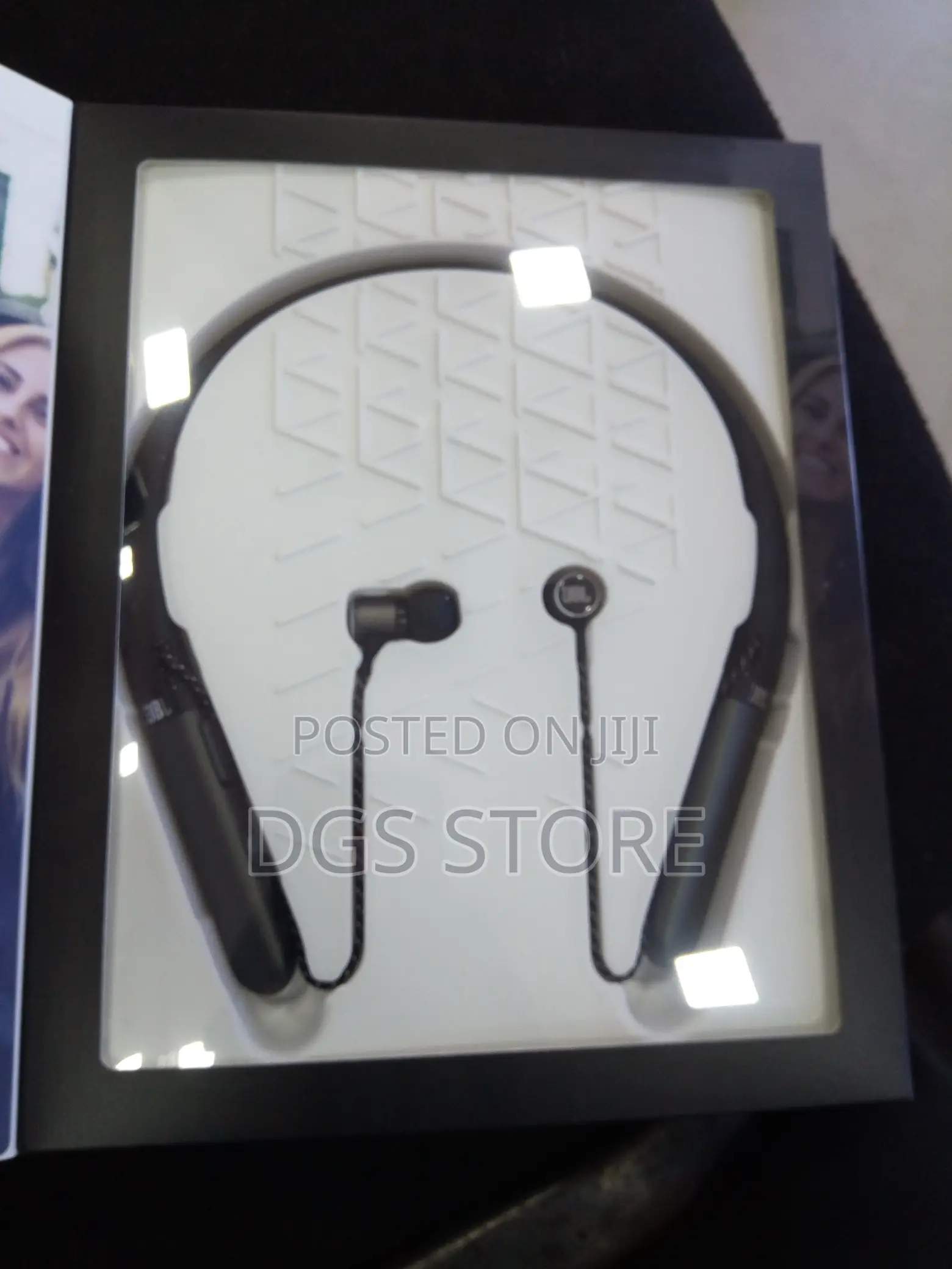 Jbl Live 200bt Wireless Earphones