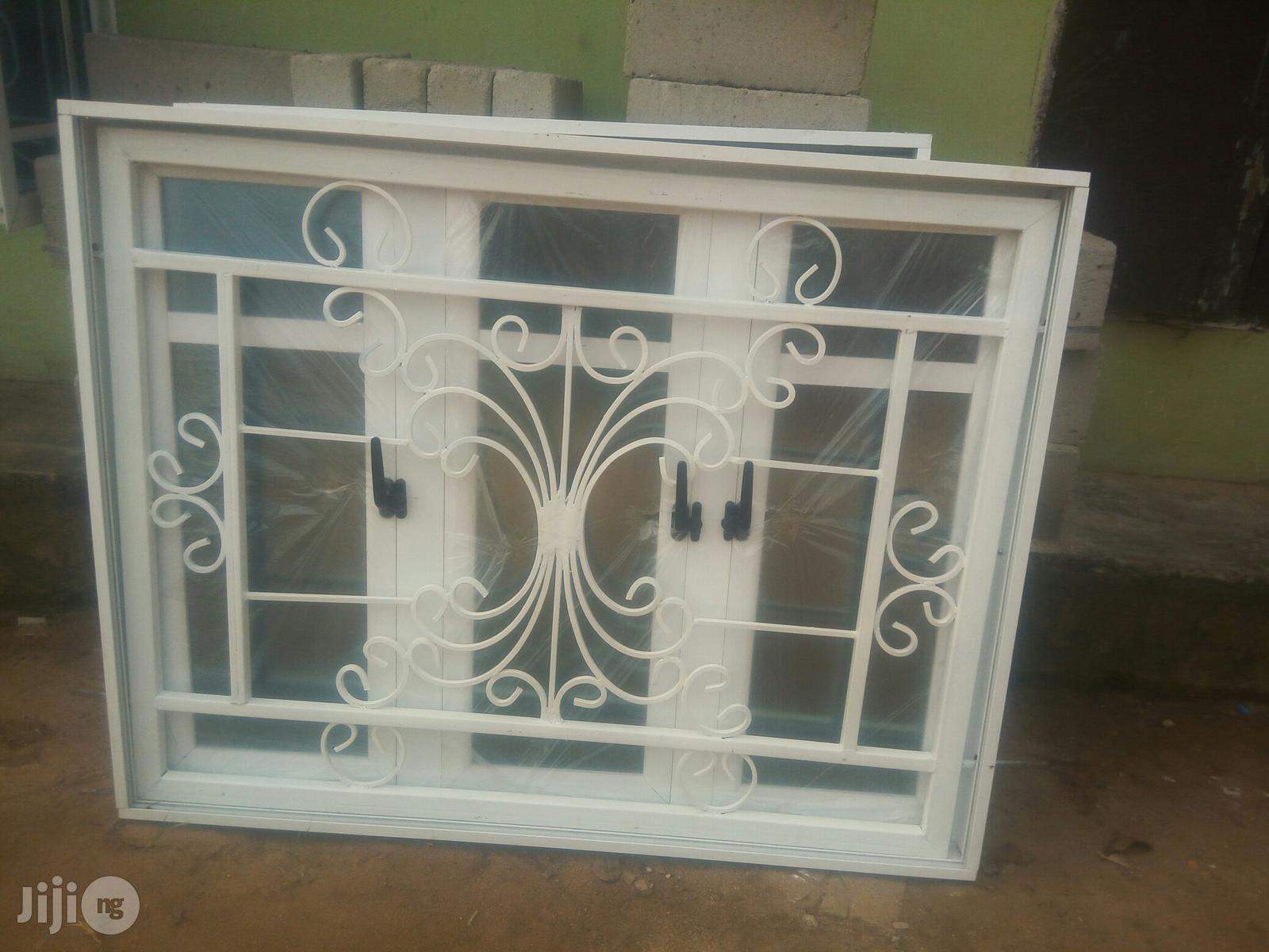 Embedded Burglary Proof Casement Windows With Nets