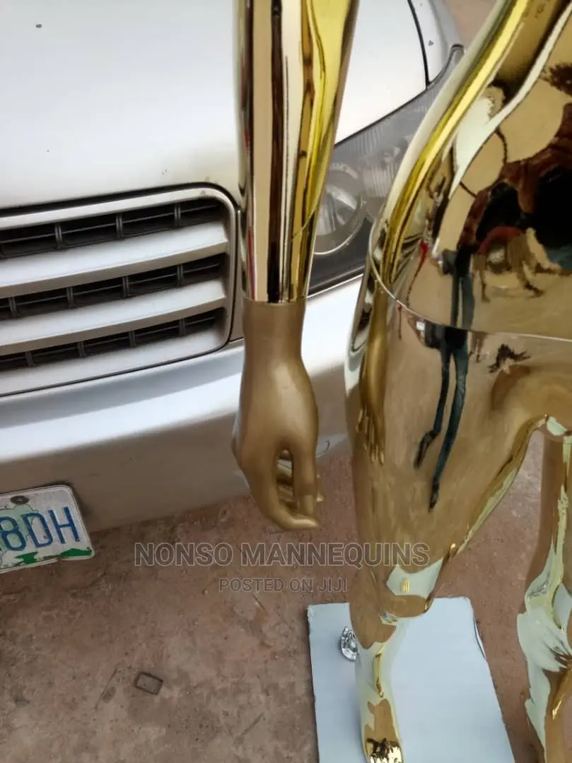 Model Gold And Black Hand Gold Chrome Gold Hand Mannquin