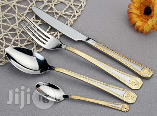 18/10 Surgical Stainless Steel, 24K Gold-Plated 84pcs With Wooden