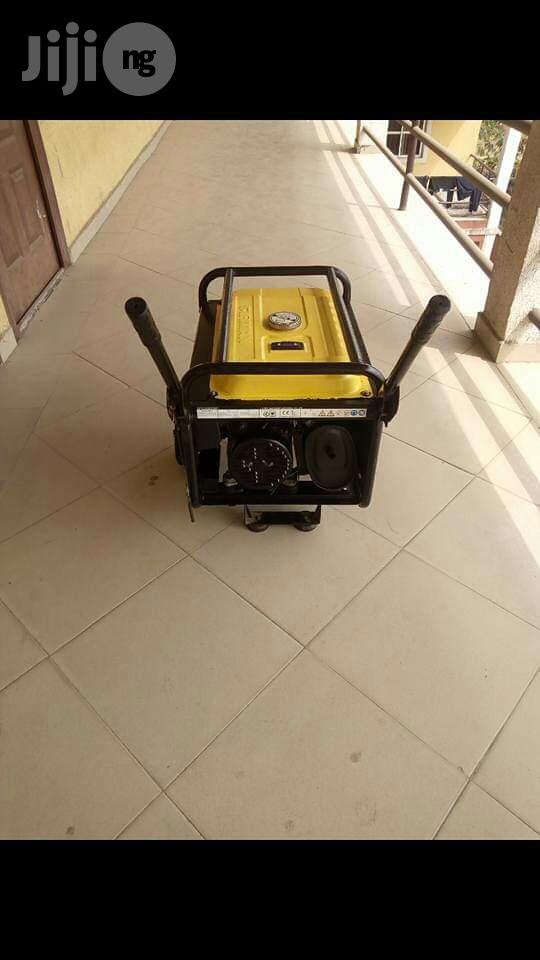 Fairly Used Very Strong 2.8KVA SUMEC FIRMAN SPG3000E2 Gen
