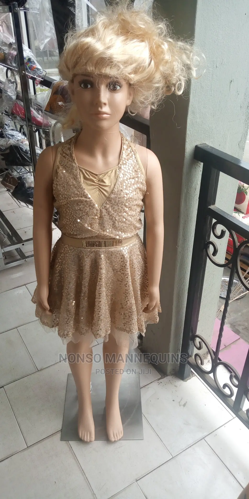 Sc2 Kid Mannequin for Displaying Male and Female Kid Wears.