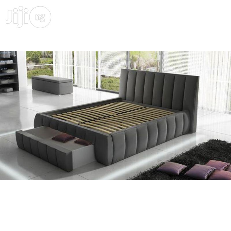 Roma Upholstered Bed 4.5 by 6(Reference: Fx246)