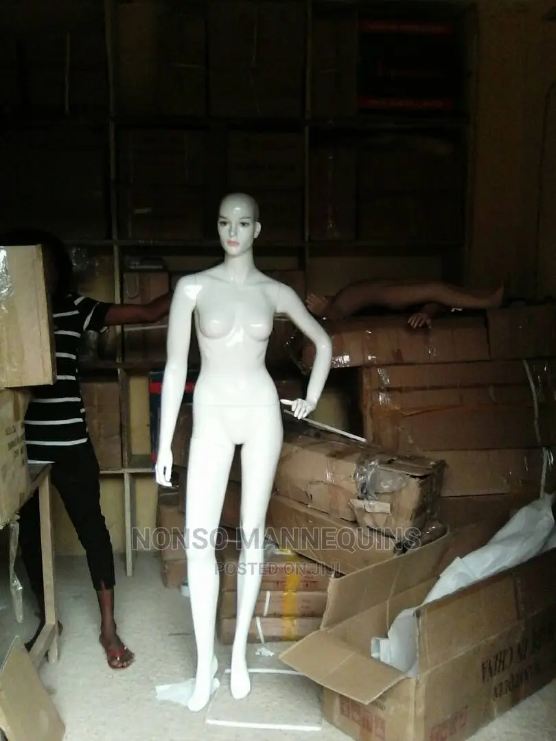 High Quality Glossy White Female Mannequin With Hand Pose
